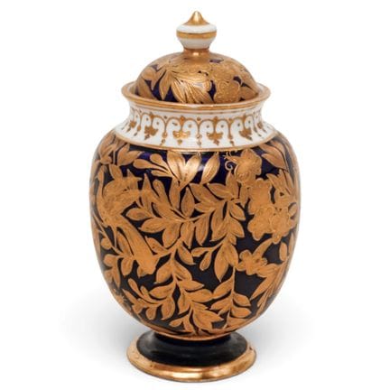 Porzellan-Dose mit Deckel von Royal Crown Derby, E