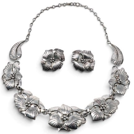 (3 piezas) Conjunto de collar y pendientes con mot