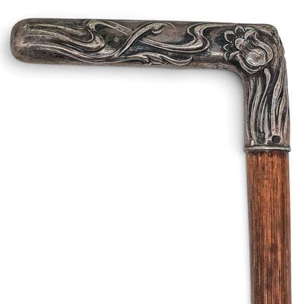 新艺术风格纯银与木质手杖，约1890–1910年 艺术家/设计师/制造商：不详  标记；备注：两处无