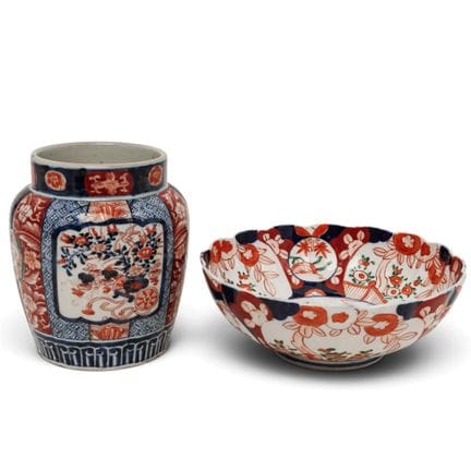 (2-teilig) Chinesische Imari-Porzellanvase und lap