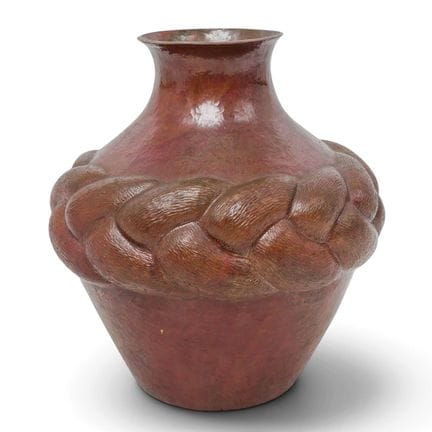 Mexikanische Kupfervase aus Santa Clara del Cobre,