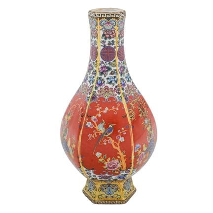 Chinese Yongzheng- Style Porcelain Vase 20th Cent.