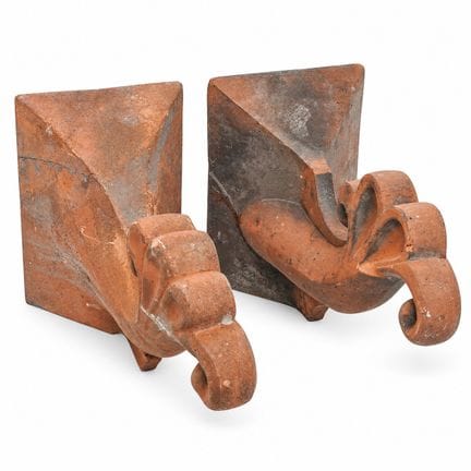 Paar dekorative Terrakotta-Dachziegel/Dachverzieru