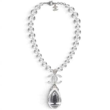 Collier fantaisie Chanel 2018, France : collier fa