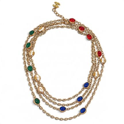 Collier sautoir Chanel 2017, France : collier saut