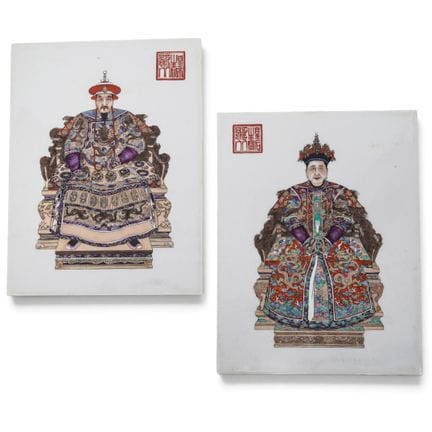 Paire de plaques en porcelaine chinoises anciennes