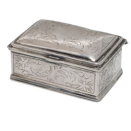 Boîte à timbres en argent sterling gravée de l'épo