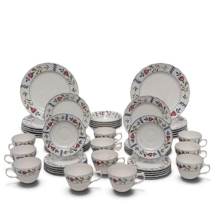 (52 pc) Nikko Japan Provincial Designs Avondale Po