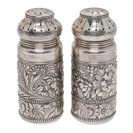 Paire de saupoudreuses en argent massif « Sterling