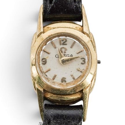 Montre de cocktail vintage pour femme Omega en or 