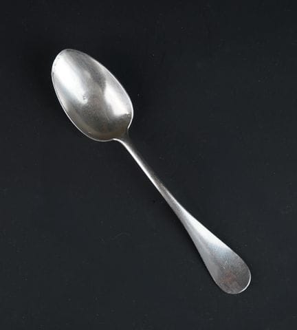 950°/00 silver spoon, Uniplat model
Minerva hallma