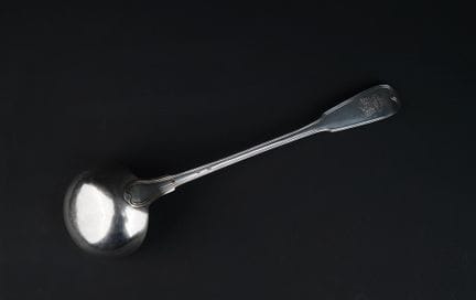 950°/00 silver ladle, "filets" model
Vieillard hal