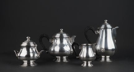 CHRISTOFLE
950°/00 Silver Tea and Coffee Set
It in