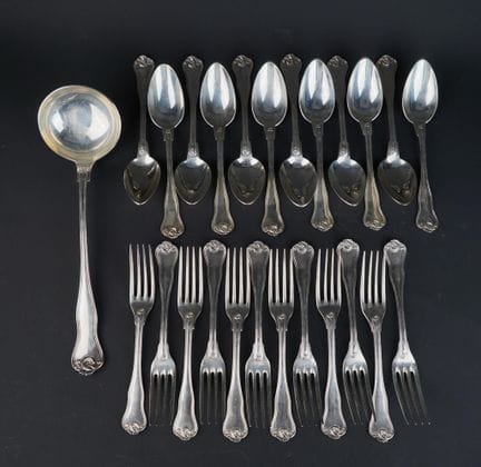 950°/00 silver serving set consisting of a ladle a