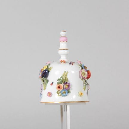 MEISSEN – Petite clochette de table en porcelaine 