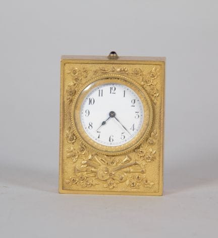 Petite pendulette en bronze doré – Fin XIXe siècle