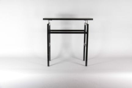 Table d'appoint moderniste – XXe siècle

Table d'a