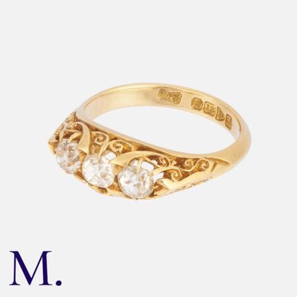 Bague à trois pierres en diamants de taille ancien
