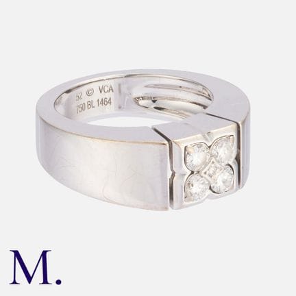 VAN CLEEF &amp; ARPELS. Bague « Quatrefoil » en or