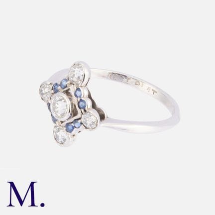 Bague en or 18 carats et platine, sertie de saphir