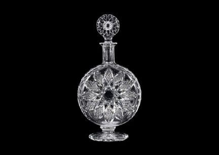 BACCARAT, Dekanter, H 32,5 cm, mit einem Stempel u