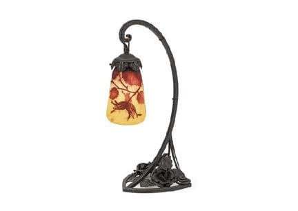 DAUM FRERES, Tischlampe mit „Hazel“-Motiv, H 39,8 