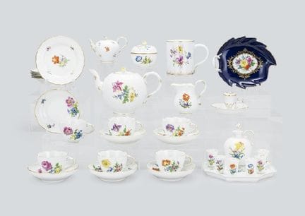 MEISSEN (33-teiliges Set), verschiedene Geschirrte