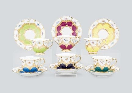 MEISSEN (service de 6), tasse et soucoupe à relief