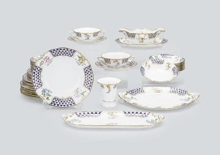 HEREND (service de 37 pièces), vaisselle diverse :
