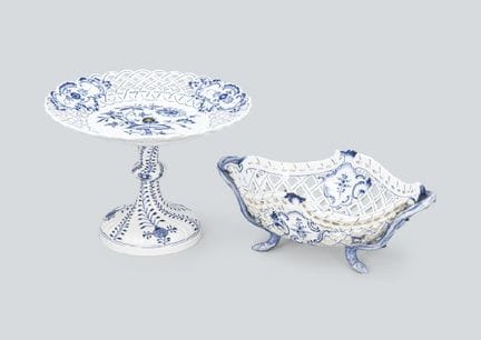 MEISSEN (2er-Set), verschiedene blaue, durchbroche