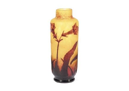 DAUM FRERES, Vaso con motivo raffigurante la Nicot