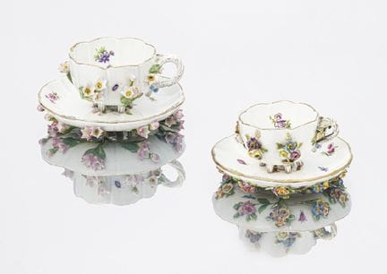 MEISSEN (2er-Set), Applikation, verschiedene Tasse