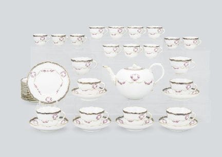 MEISSEN (39-teiliges Set), Verschiedene Geschirrte