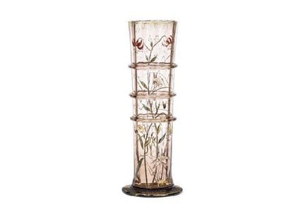 GALLE, vaso a forma di bambù con motivo di gigli i