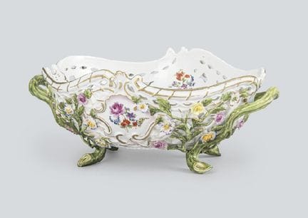 MEISSEN, durchbrochener Applikationskorb, vor 1924