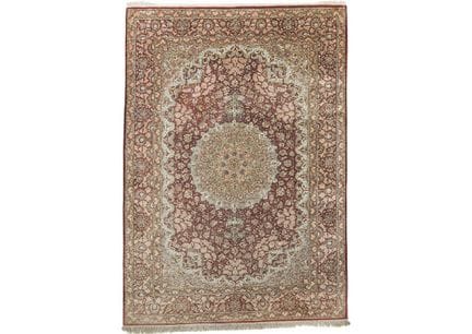 , Ein Maragheh-Teppich, Nordwestpersien, 195 × 138