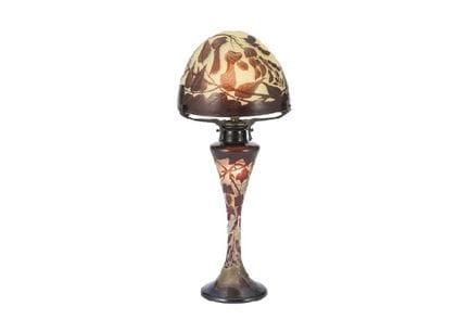 GALLE, Lampe mit Glyzinienmotiv, H 45,5 × D 19,4 c