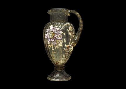 GALLE, brocca con motivo a dalia, H 21,4 cm, decor
