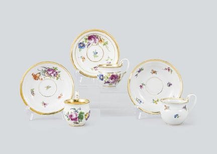 MEISSEN (service de 3 pièces), assortiment de tass