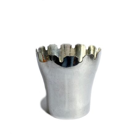 Cubo para botellas de metal plateado con borde alm