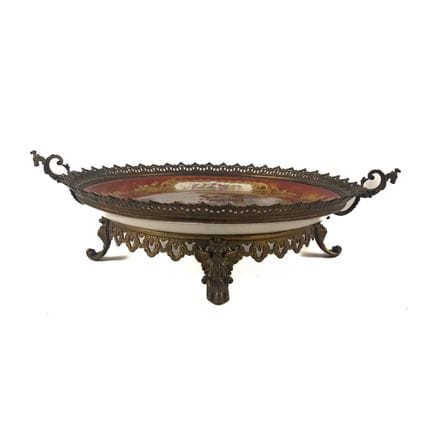 SEVRES (dans le goût de)
Grande coupe en porcelain
