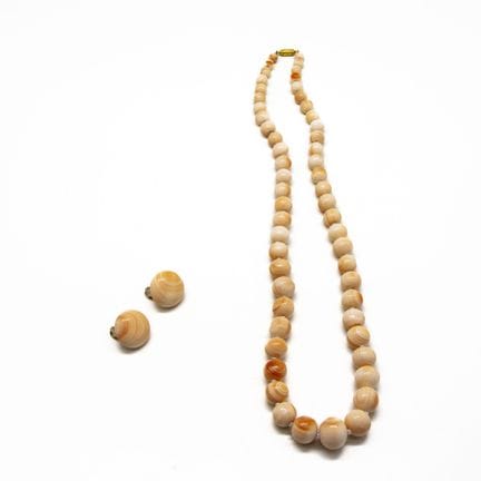 Collar de perlas de piedras semipreciosas estilo «