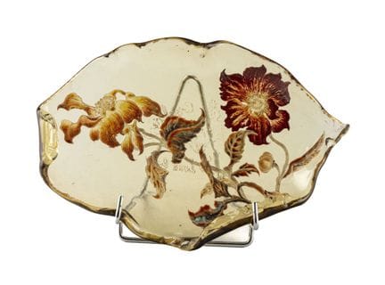 EMILE GALLE (1846-1904) 
Vide-poche en verre ambré