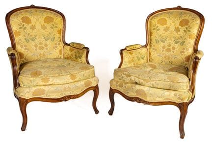 Paire de bergères en bois naturel, garniture de ti