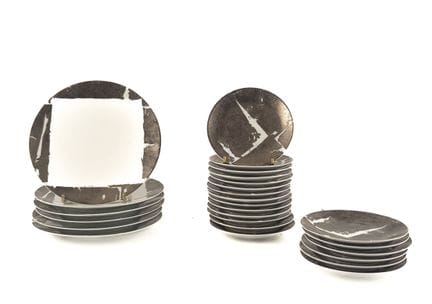 BERNARDAUD, Feuille d'Argent pattern 
Set includin