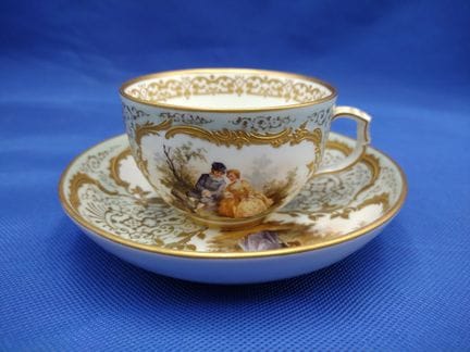 Tasse et soucoupe « Neuzierat » de KPM Berlin, orn