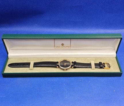 Montre-bracelet à quartz pour femme Gucci « Swiss 
