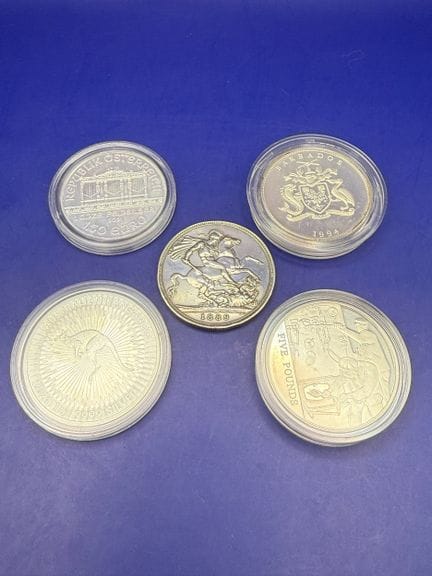 Collection de cinq pièces d’argent datant de la fi