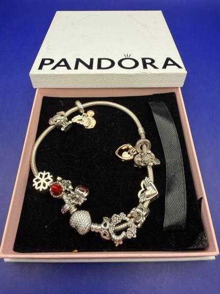 Bracelet à breloques Pandora en argent sterling 92