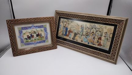 Coppia di piastrelle in ceramica persiane dipinte 